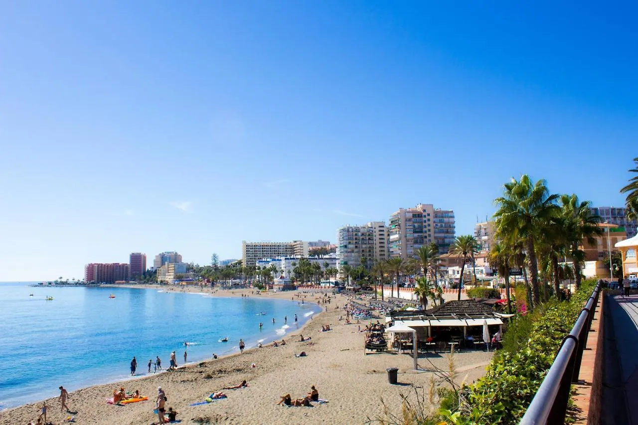 Benal Beach Cozy Apartment With A Water Park. Benalmadena