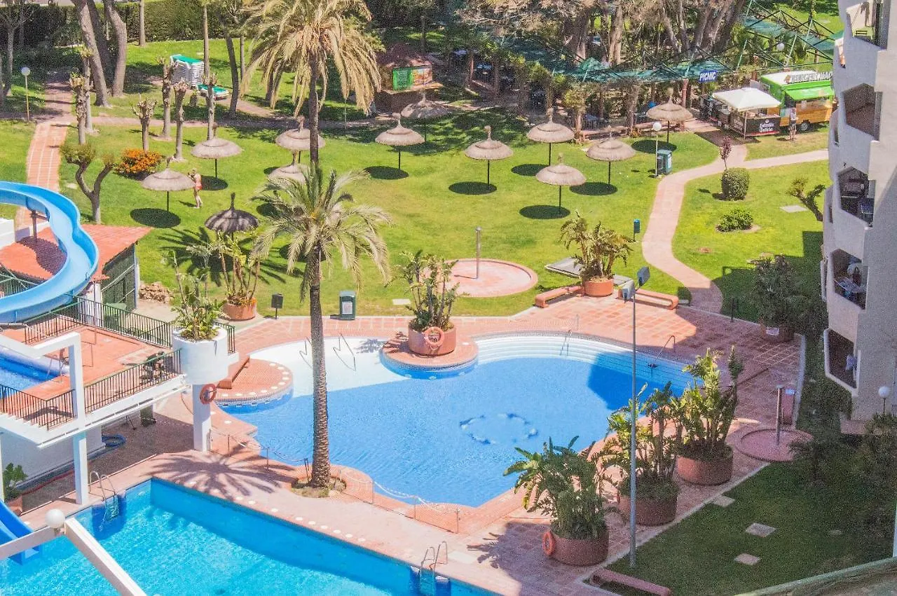 Benal Beach Cozy Apartment With A Water Park. Benalmadena